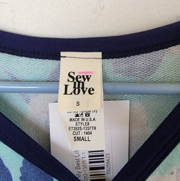 NWT Sew in Love brightly colored blouse with buttons and tie knot short sleeve - Picture 3 of 5